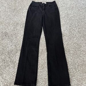 Wrangler Women's High-Rise Straight Stretch Jeans Size 4 Black